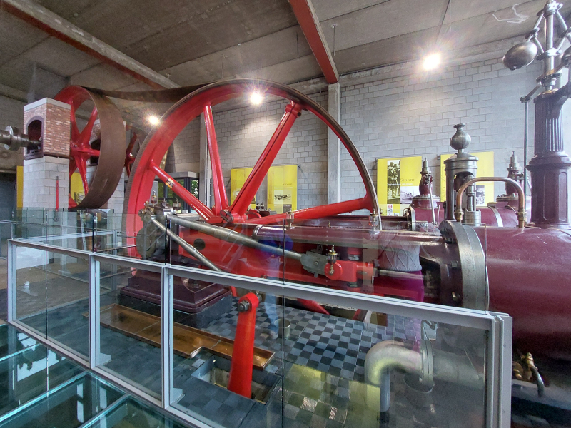 Een authentieke stoommachine