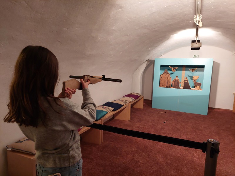 Leren boogschieten in het Taxandriamuseum