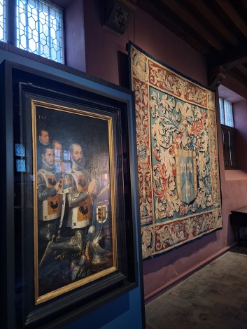 Zicht op de collectie van het Gruuthusemuseum