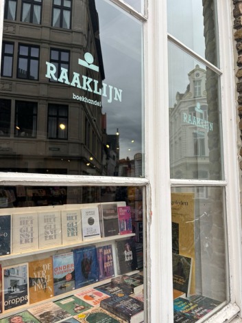 boekhandel Raaklijn, een gevestigde waarde in Brugge