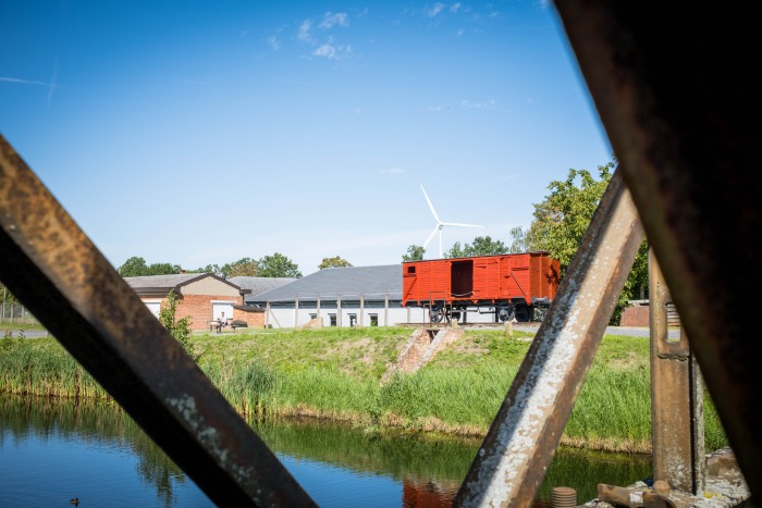 Wagon naar andere kampen