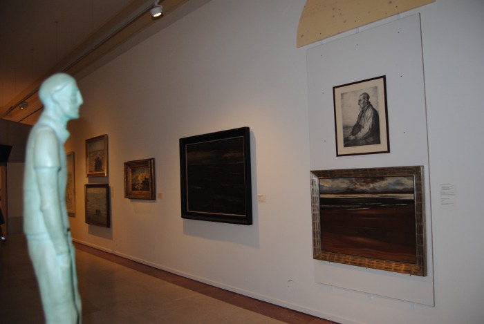 Zicht op de tentoonstelling in Mu.ZEE