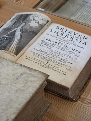Sacred Books Brugge