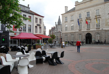 Markt van Menen