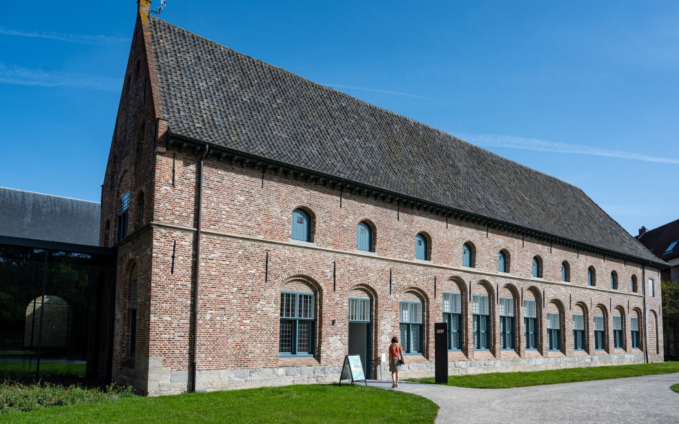 16e eeuws abdijgebouw