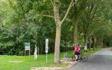 Fietsen en wandelen op en langs het jaagpad