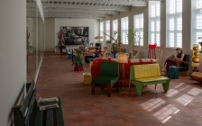 De Living, door Rinus Van De Velde